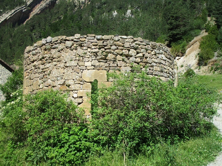 San Nicolás de Bujaruelo. Restos ermita 