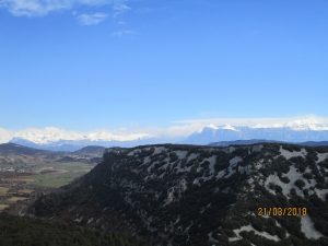Peña Montañesa y Monte Perdido al fondo 