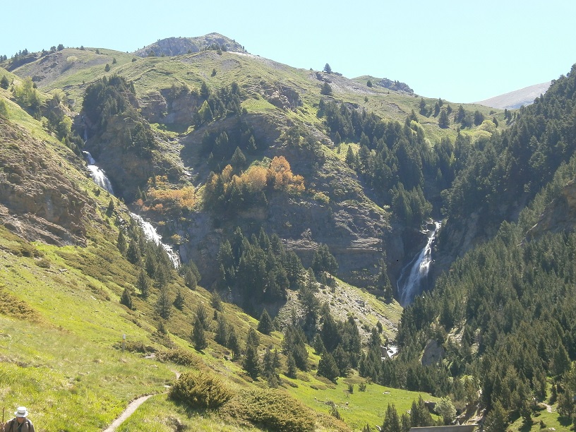 Ruta de las tres cascadas, entre Cerler y Benasque