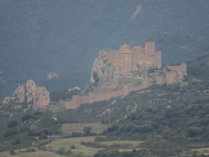 Castillo de Loarre, desde Aniés 